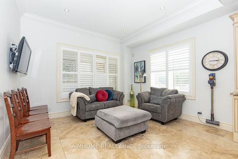Photo 6 at 220 Weldrick Road W, Observatory, Richmond Hill