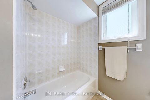 Photo 34 at 240 Lexington Road, RO River Oaks, Oakville