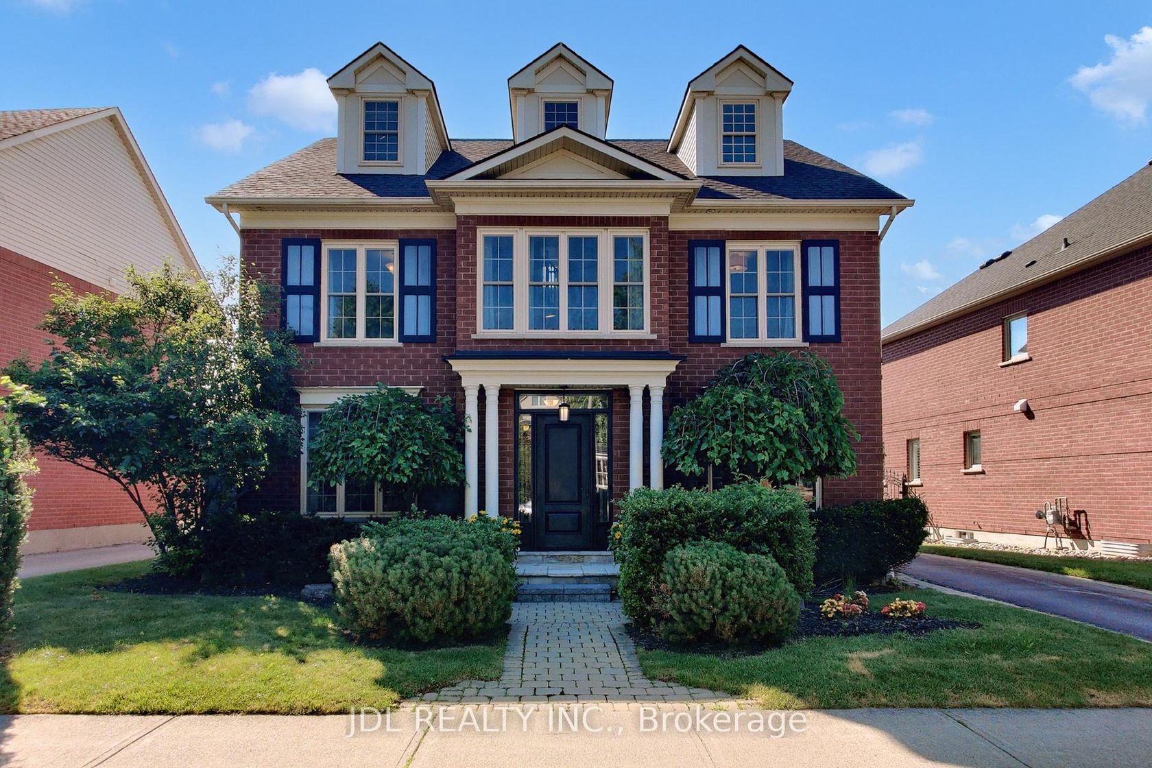 240 Lexington Road, RO River Oaks, Oakville 