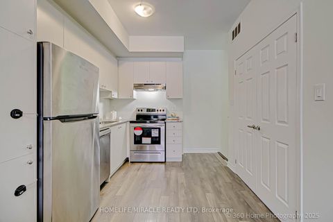 Photo 5 at 133 - 1081 Danforth Road, Eglinton East, Toronto