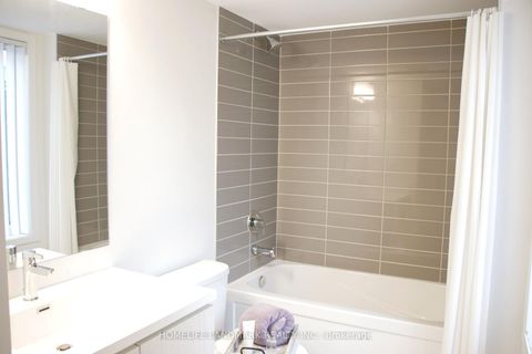 Photo 3 at 31 - 15 William Jackson Way, New Toronto, Toronto