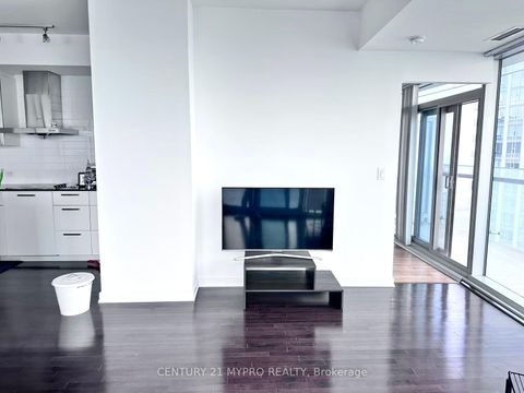 Photo 14 at 5304 - 12 York Street, Waterfront Communities C1, Toronto