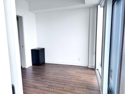 Photo 15 at 5304 - 12 York Street, Waterfront Communities C1, Toronto