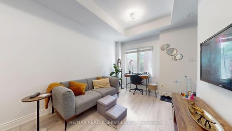 Photo 4 at 218 - 17 Coneflower Crescent, Branson, Toronto