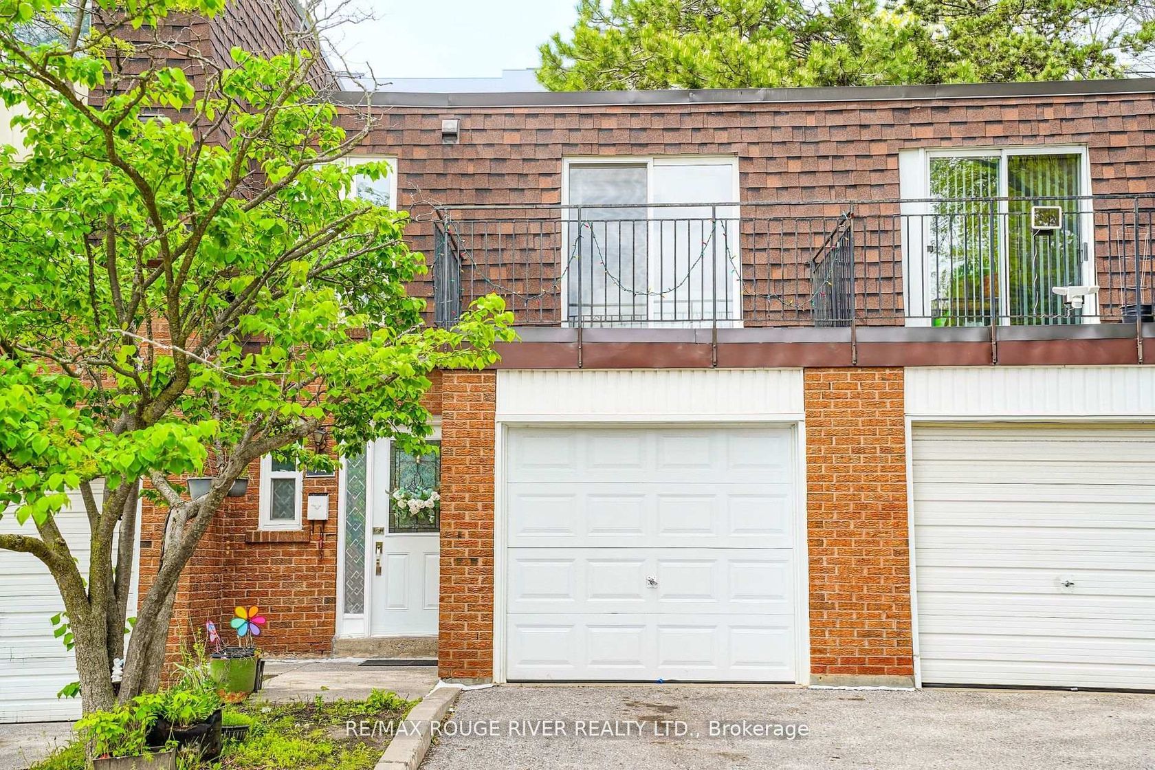 74 - 100 Bridletowne Circle, L'Amoreaux, Toronto 
