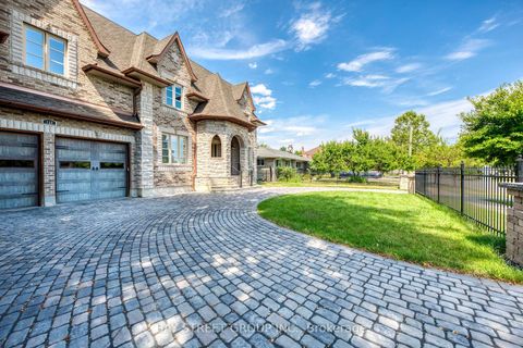 Photo 1 at 132 Crestwood Road, Yorkhill, Vaughan