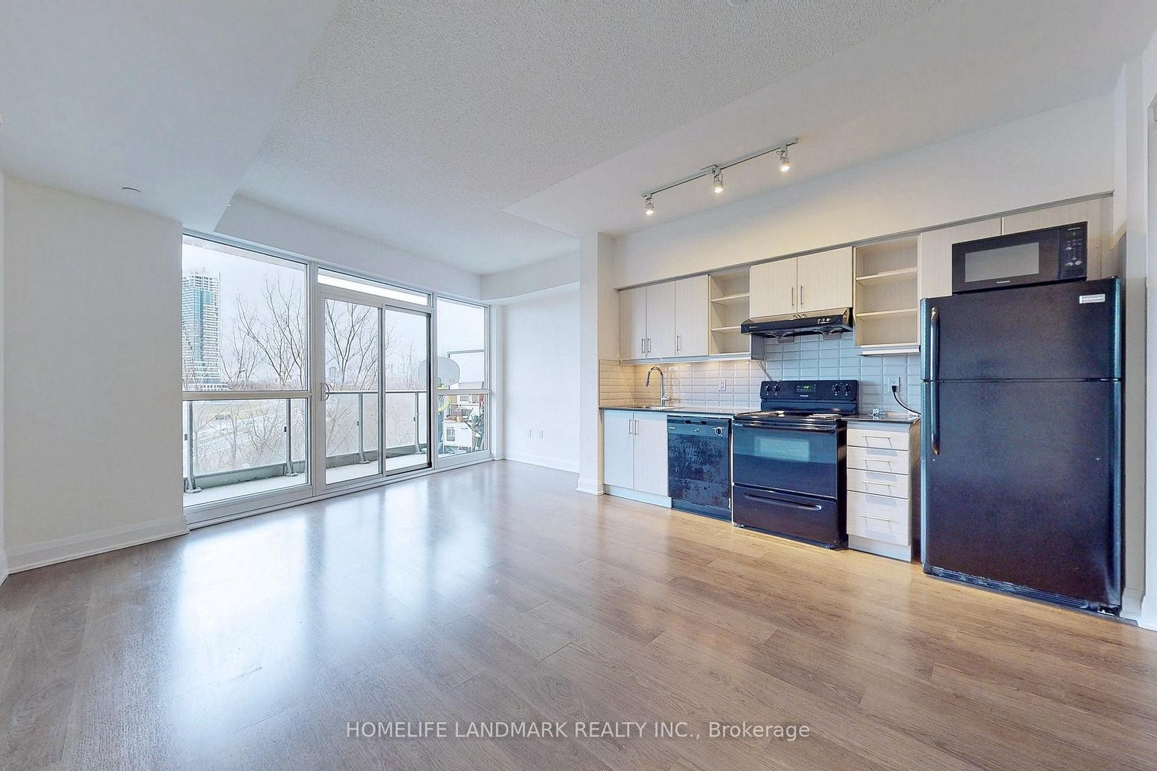316 - 160 Vanderhoof Avenue, Thorncliffe Park, Toronto 