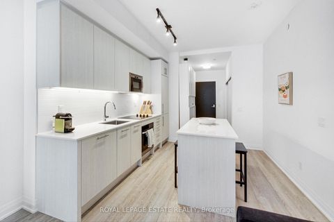 Photo 2 at 808 - 286 Main Street, Danforth, Toronto