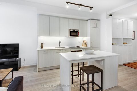 Photo 3 at 808 - 286 Main Street, Danforth, Toronto