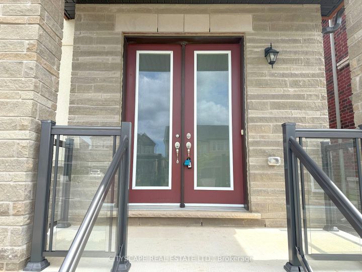 Photo 2 at 76 Elstone Place, Waterdown, Hamilton