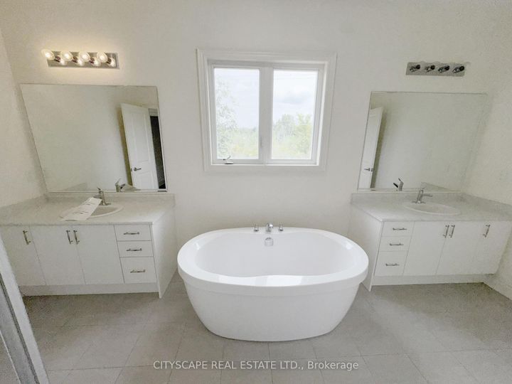 Photo 19 at 76 Elstone Place, Waterdown, Hamilton