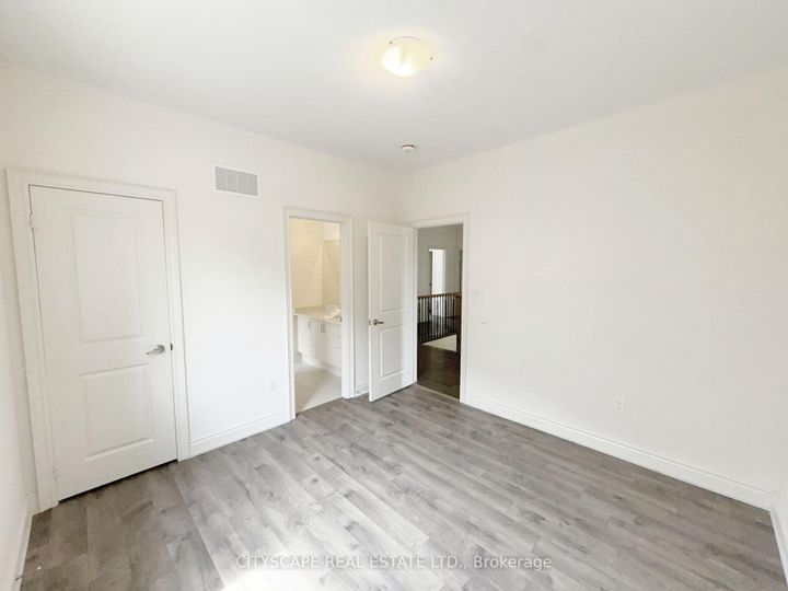 Photo 20 at 76 Elstone Place, Waterdown, Hamilton