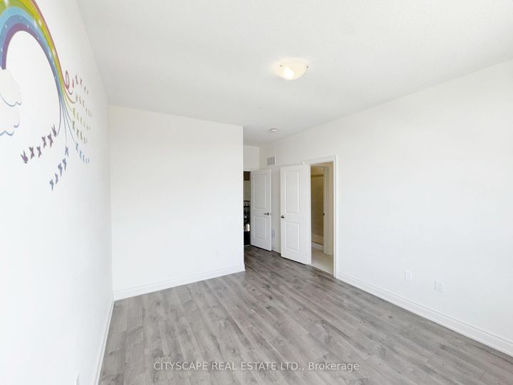 Photo 32 at 76 Elstone Place, Waterdown, Hamilton