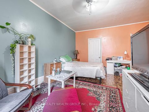 Photo 24 at 74 Homewood Avenue, South St. James Town, Toronto