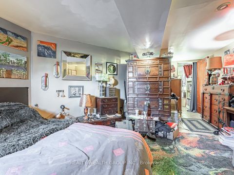 Photo 25 at 74 Homewood Avenue, South St. James Town, Toronto