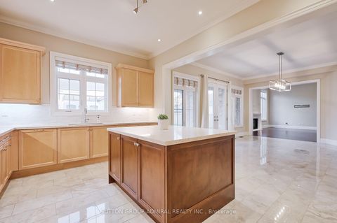 Photo 21 at 7 Kinghorn Road, King City, King