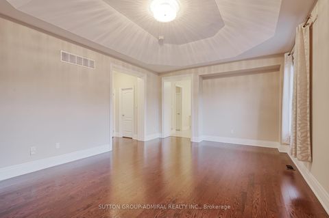 Photo 36 at 7 Kinghorn Road, King City, King