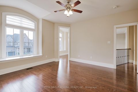 Photo 40 at 7 Kinghorn Road, King City, King