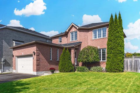 Photo 0 at 2 Northview Crescent, Northwest, Barrie