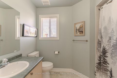 Photo 9 at 2 Northview Crescent, Northwest, Barrie