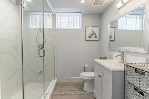 Photo 12 at 2 Northview Crescent, Northwest, Barrie