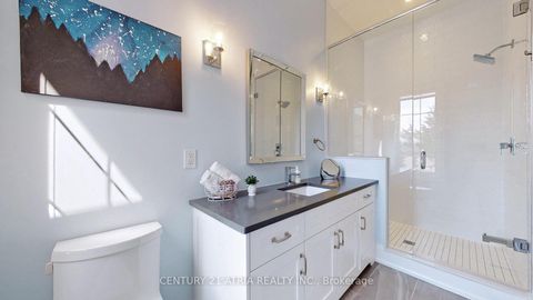 Photo 32 at 89 Germana Place, Maple, Vaughan