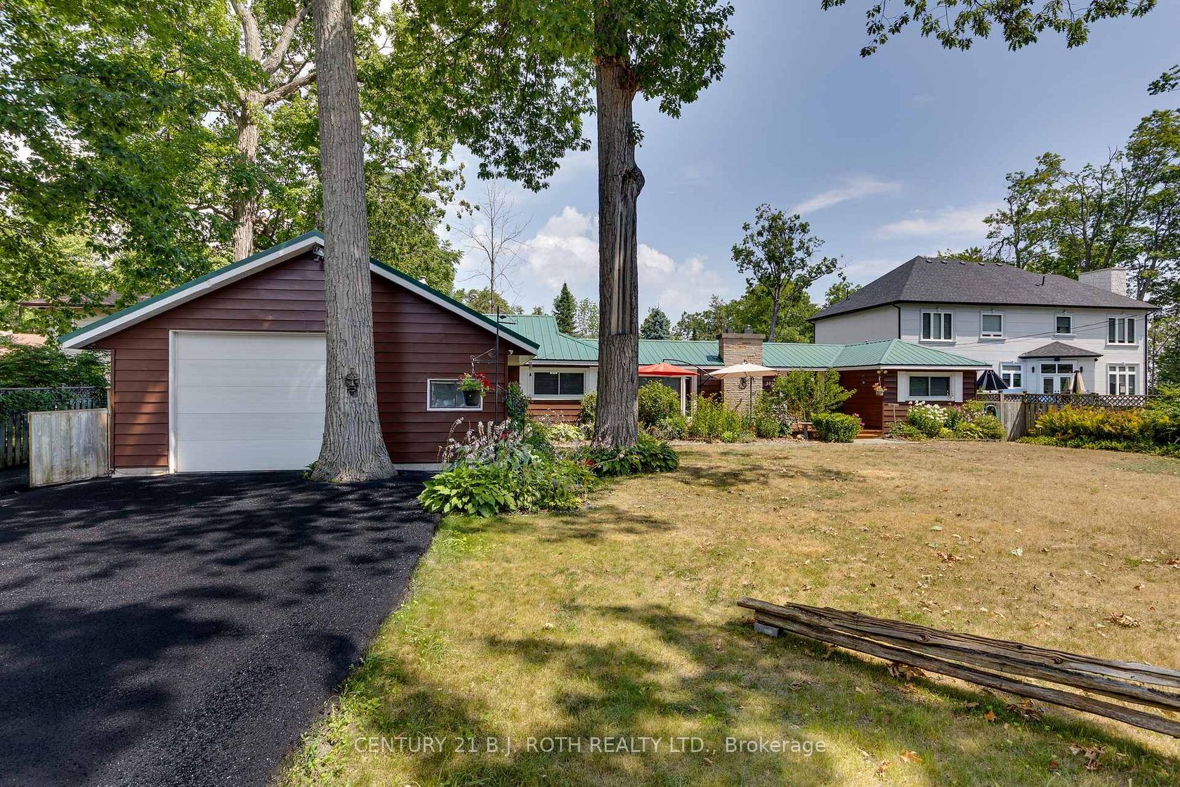 3929 Alderly Avenue, Rural Innisfil, Innisfil photo number 2 3929 Alderly Avenue, Rural Innisfil, Innisfil photo number 2