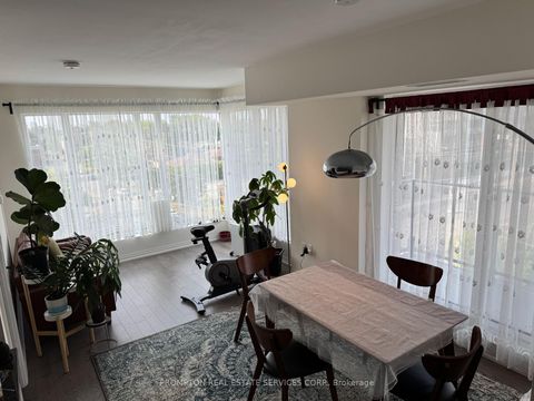 Photo 3 at 511 - 741 Sheppard Avenue W, Bathurst Manor, Toronto