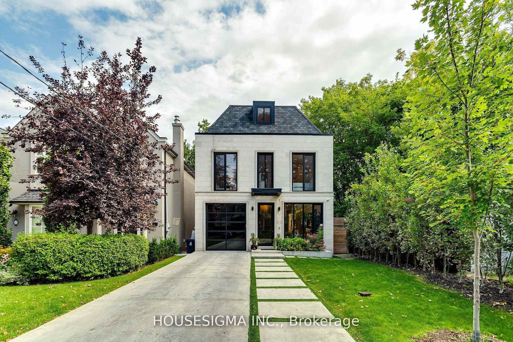 1 De Vere Gardens, Nortown, Toronto 