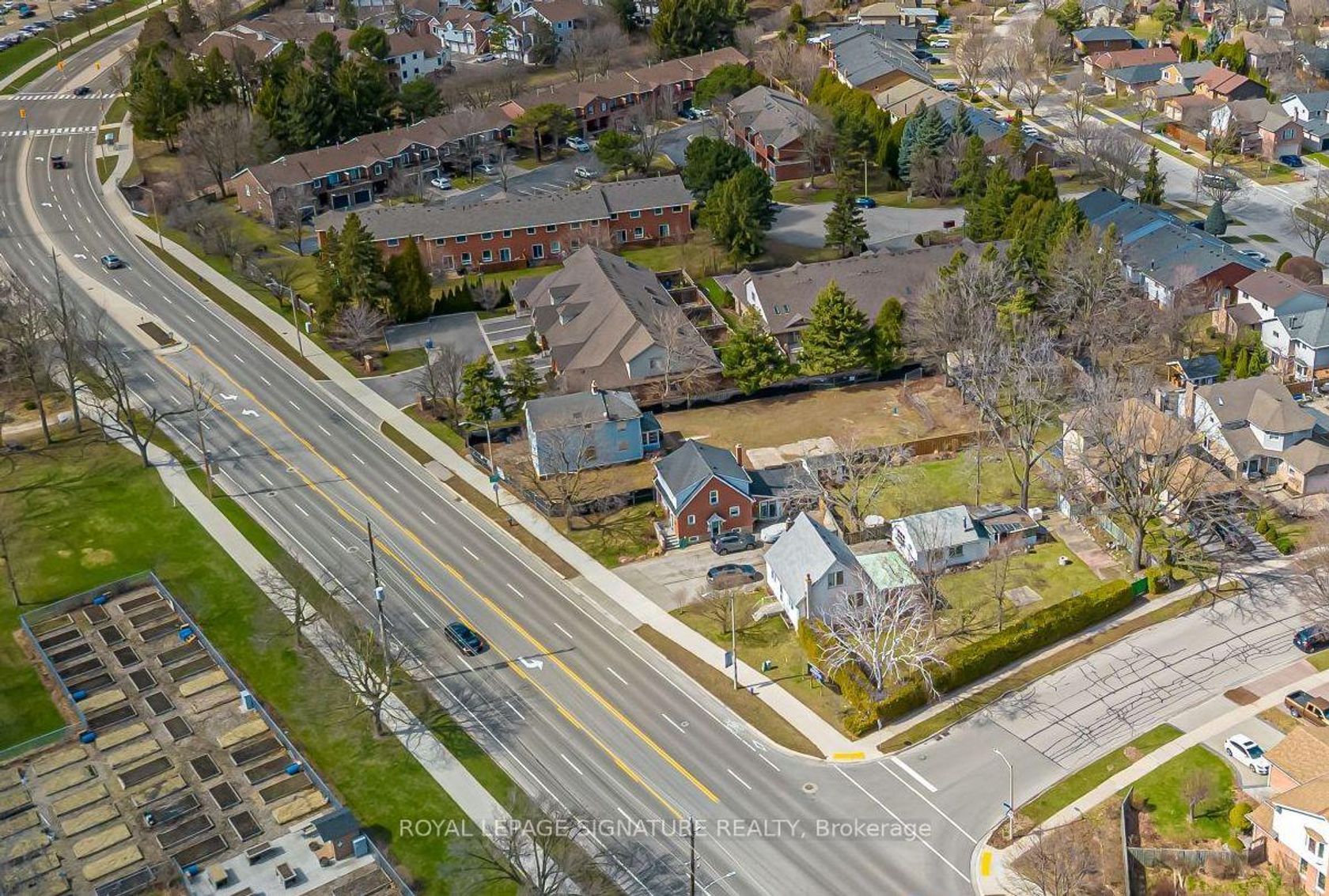 759 Maple Avenue, Brant, Burlington 