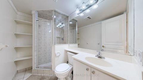 Photo 11 at 809 - 5 Northtown Way, Willowdale East, Toronto