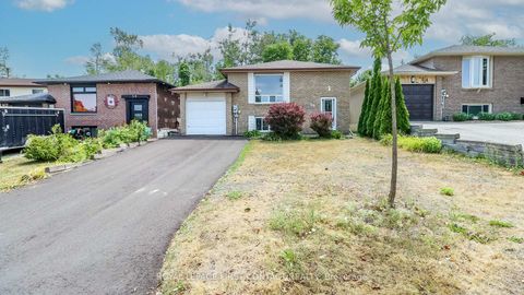 Photo 0 at 56 Mcconkey Place, Allandale Heights, Barrie Photo 0 at 56 Mcconkey Place, Allandale Heights, Barrie