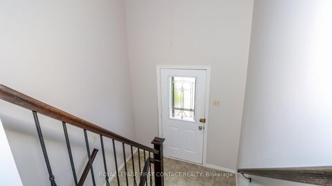 Photo 5 at 56 Mcconkey Place, Allandale Heights, Barrie Photo 5 at 56 Mcconkey Place, Allandale Heights, Barrie