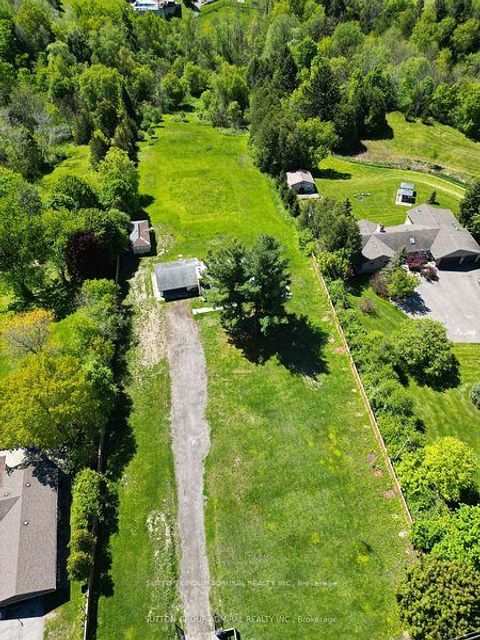 Photo 2 at 5495 King Road, Nobleton, King