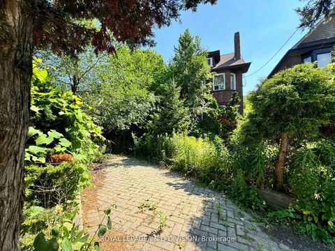 Photo 1 at 165 High Park Avenue, High Park North, Toronto