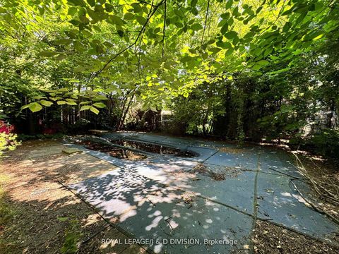 Photo 11 at 165 High Park Avenue, High Park North, Toronto