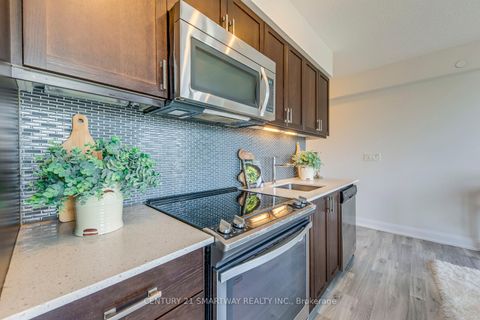 Photo 15 at 905 - 18 Graydon Hall Drive, Donalda, Toronto
