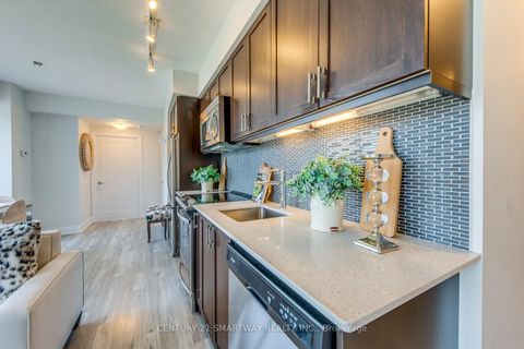 Photo 16 at 905 - 18 Graydon Hall Drive, Donalda, Toronto