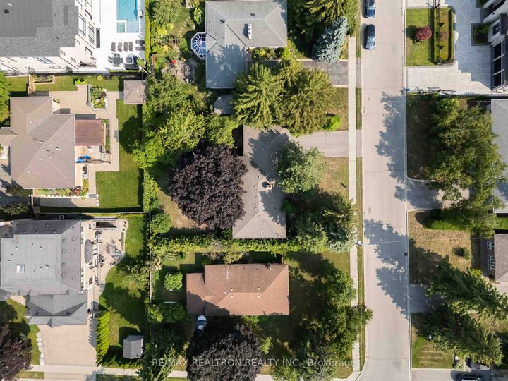 Photo 31 at 31 Orlon Crescent, South Richvale, Richmond Hill