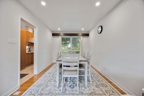Photo 10 at 31 Orlon Crescent, South Richvale, Richmond Hill