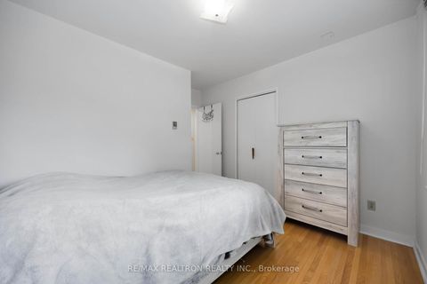 Photo 21 at 31 Orlon Crescent, South Richvale, Richmond Hill