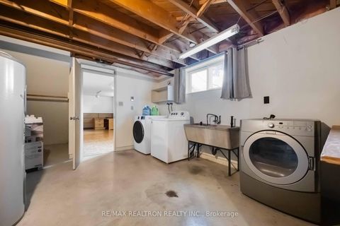 Photo 24 at 31 Orlon Crescent, South Richvale, Richmond Hill