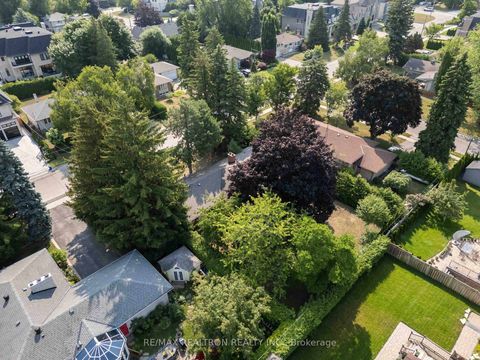Photo 38 at 31 Orlon Crescent, South Richvale, Richmond Hill
