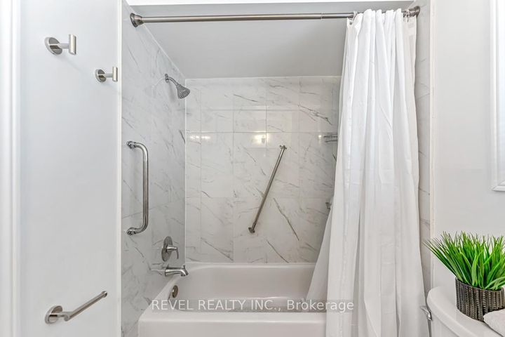 Photo 25 at 187 Guildwood Drive, Gurnett, Hamilton