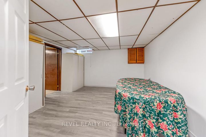 Photo 28 at 187 Guildwood Drive, Gurnett, Hamilton
