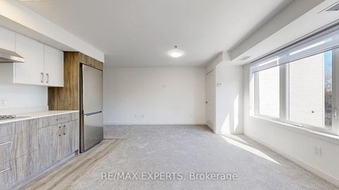Photo 5 at 303 - 45 Connaught Avenue, Coxwell, Toronto