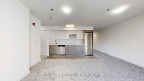 Photo 7 at 303 - 45 Connaught Avenue, Coxwell, Toronto