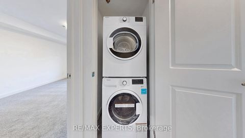 Photo 14 at 101 - 45 Connaught Avenue, Coxwell, Toronto