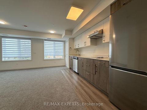 Photo 14 at 104 - 45 Connaught Avenue, Coxwell, Toronto