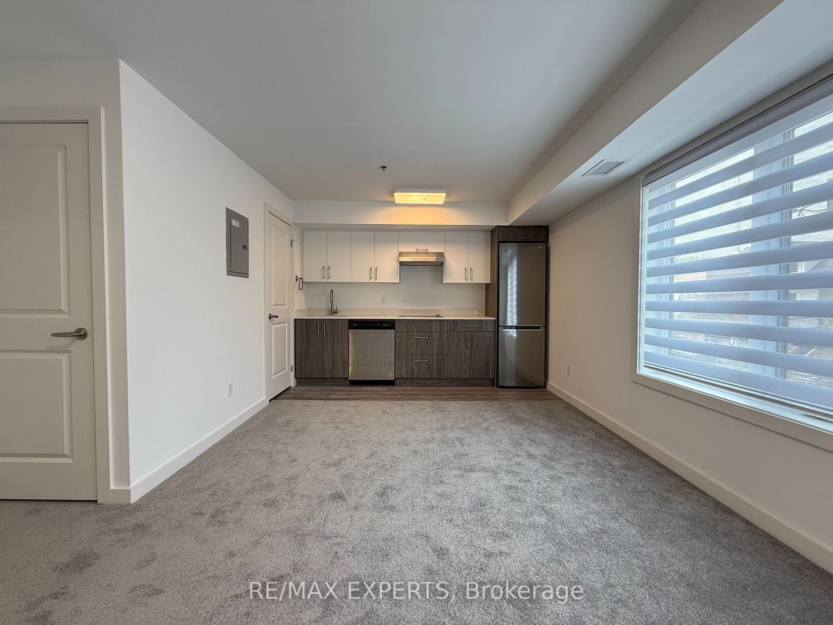 204 - 45 Connaught Avenue, Coxwell, Toronto 